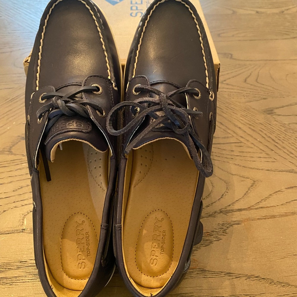 Sperry Navy Boat Shoes New